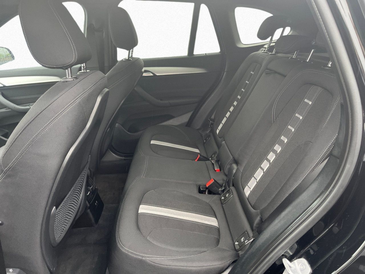 BMW X1 xDrive25e Advantage - Samsaru's Car Outlet