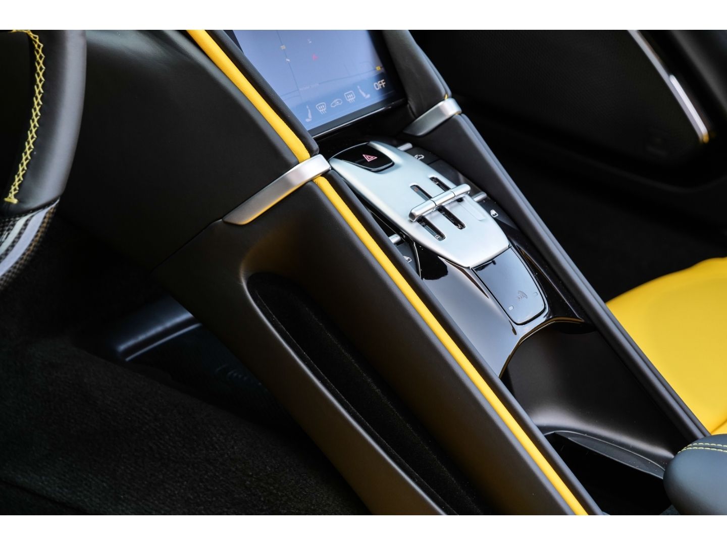 Ferrari Roma Spider - Samsaru's Car Outlet