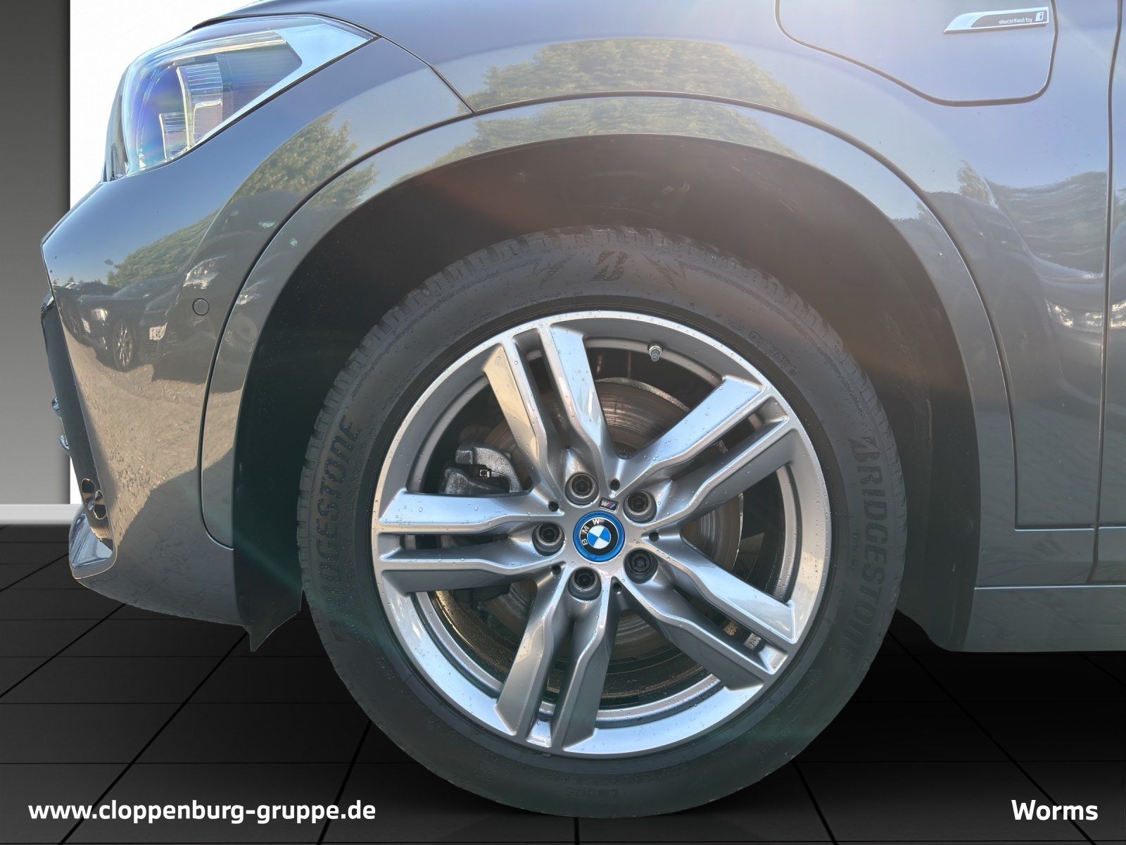 BMW X1 xDrive25e M Sportpaket - Samsaru's Car Outlet