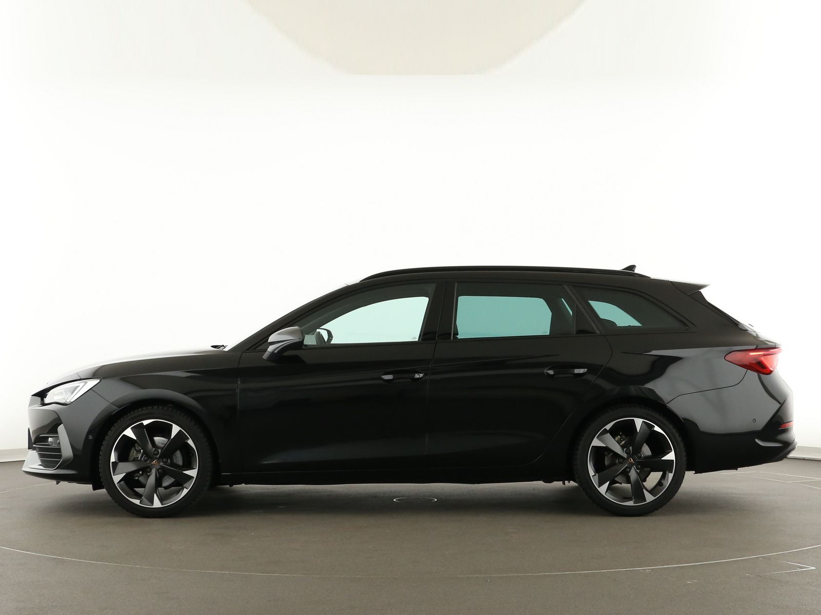 Cupra Leon Sportstourer 1.5eTSI CUPR - Samsaru's Car Outlet