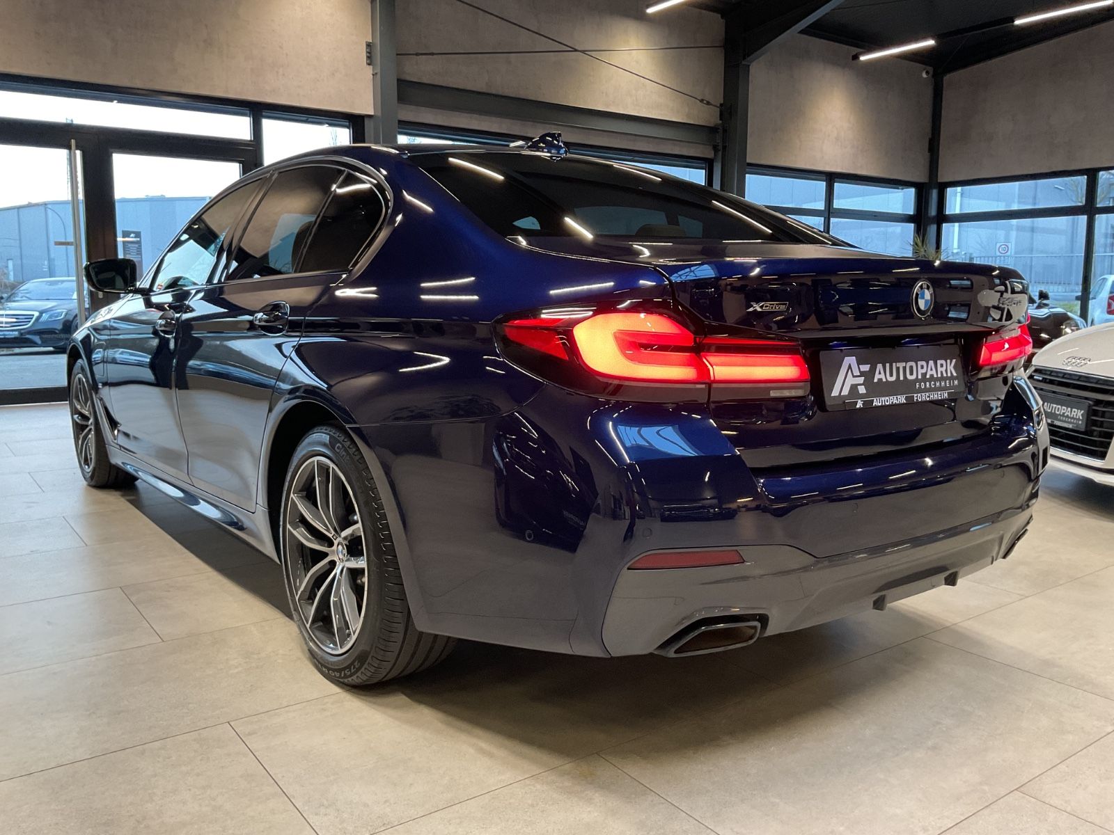 BMW 545e xDr. M Paket Exclusivleder HuD Laserl.
