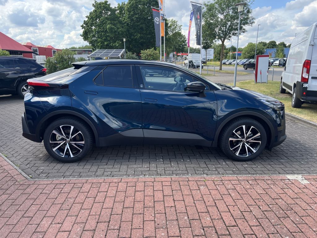 Toyota C-HR 2.0 Hybrid Team Deutschland ( Vorführwagen)