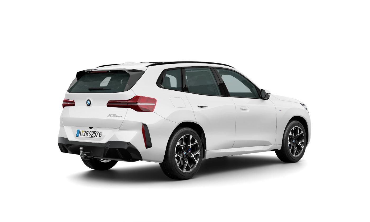 BMW X3 30e xDrive ///M-Sport ACC Pano SpurAss AHK
