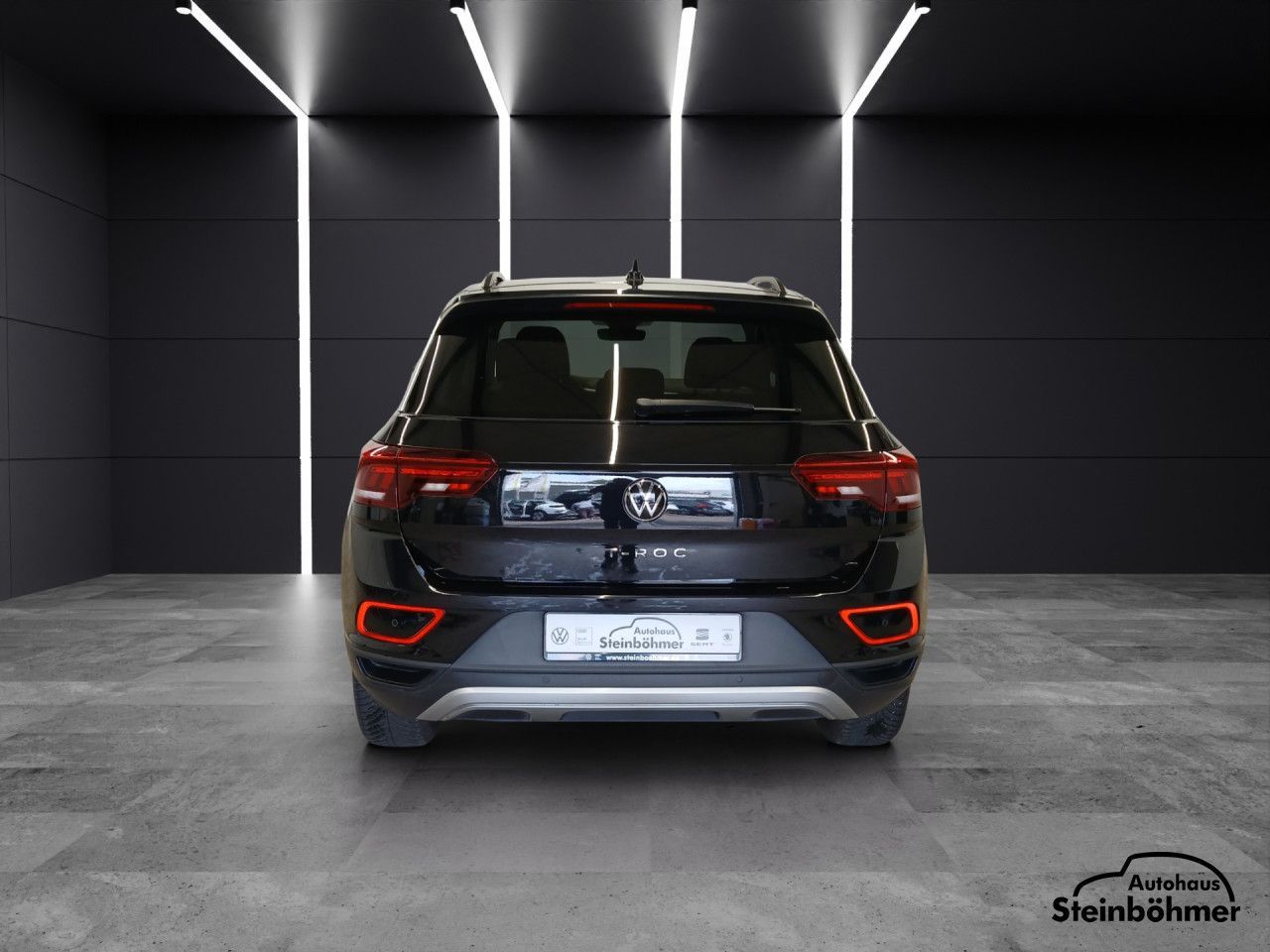Volkswagen T-ROC Life 1.5TSI DSG - Samsaru's Car Outlet