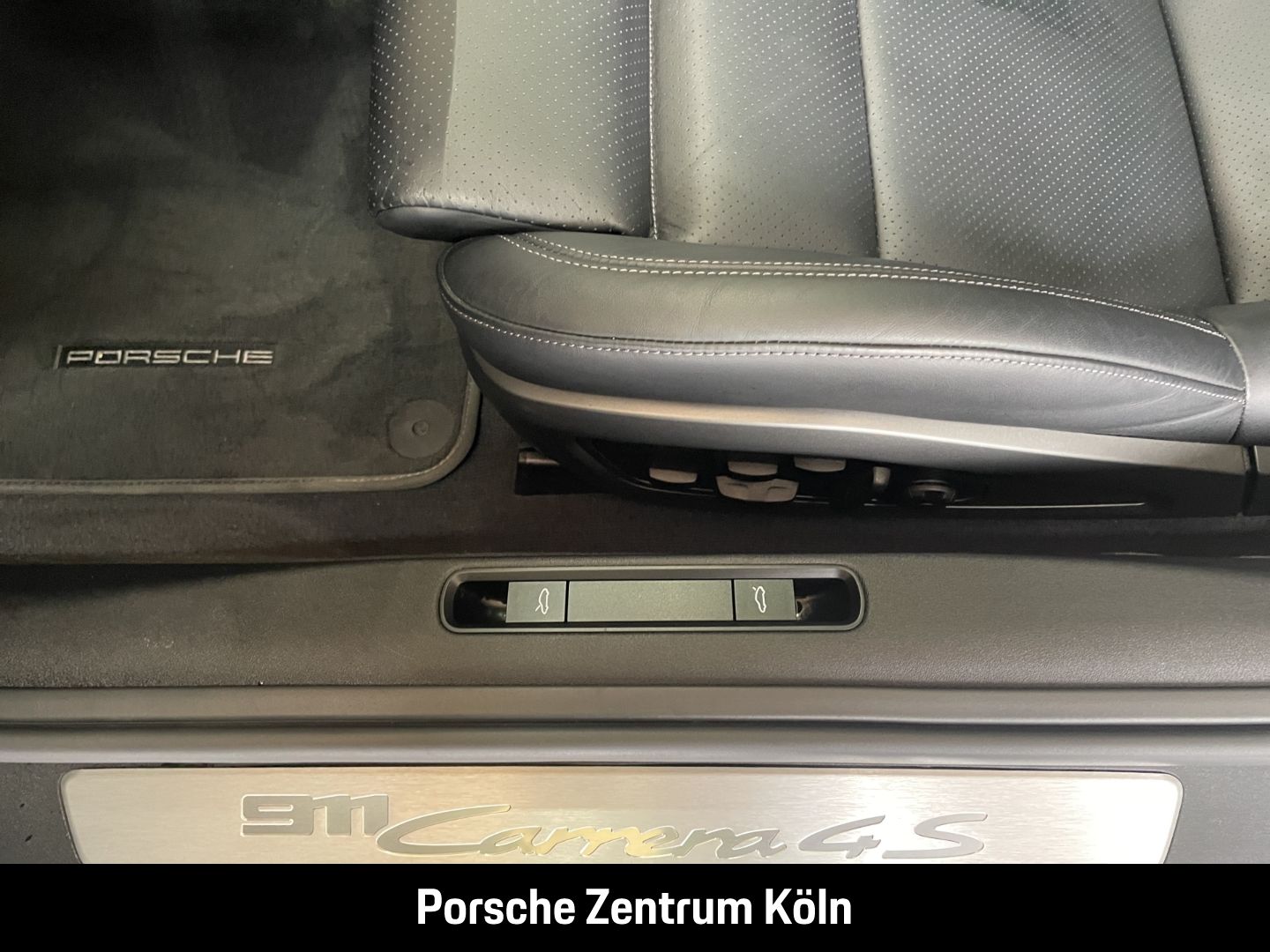 Porsche 992 911 Carrera 4S HA-Lenkung Nachtsicht BOSE