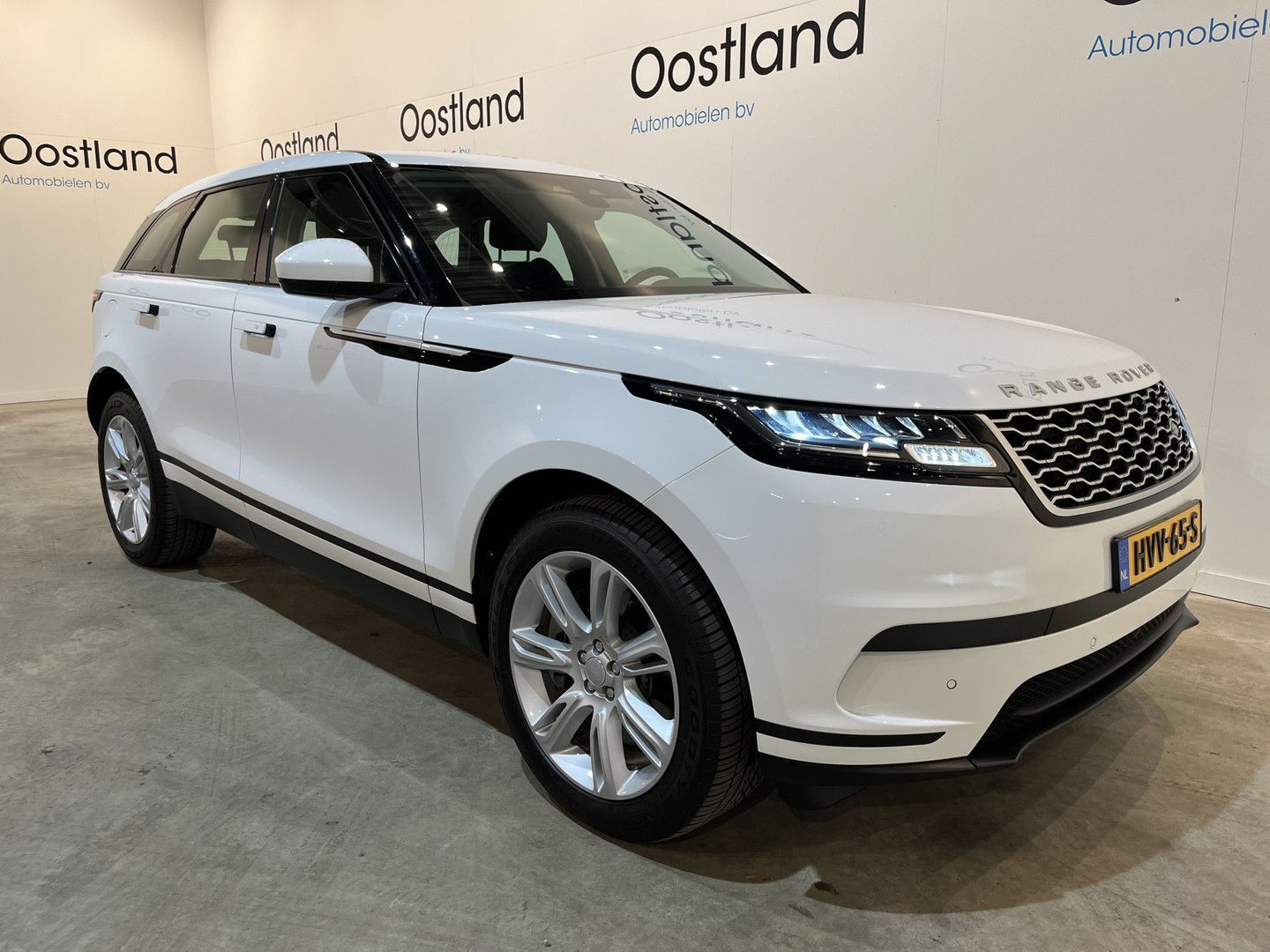 Range Rover Velar 2.0 P400e AWD PHEV - Samsaru's Car Outlet