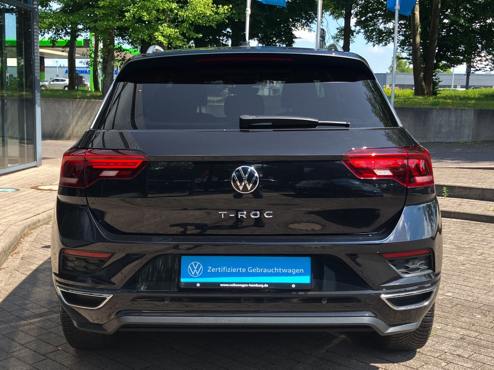 Volkswagen T-Roc Sport 1.5 l TSI - Samsaru's Car Outlet