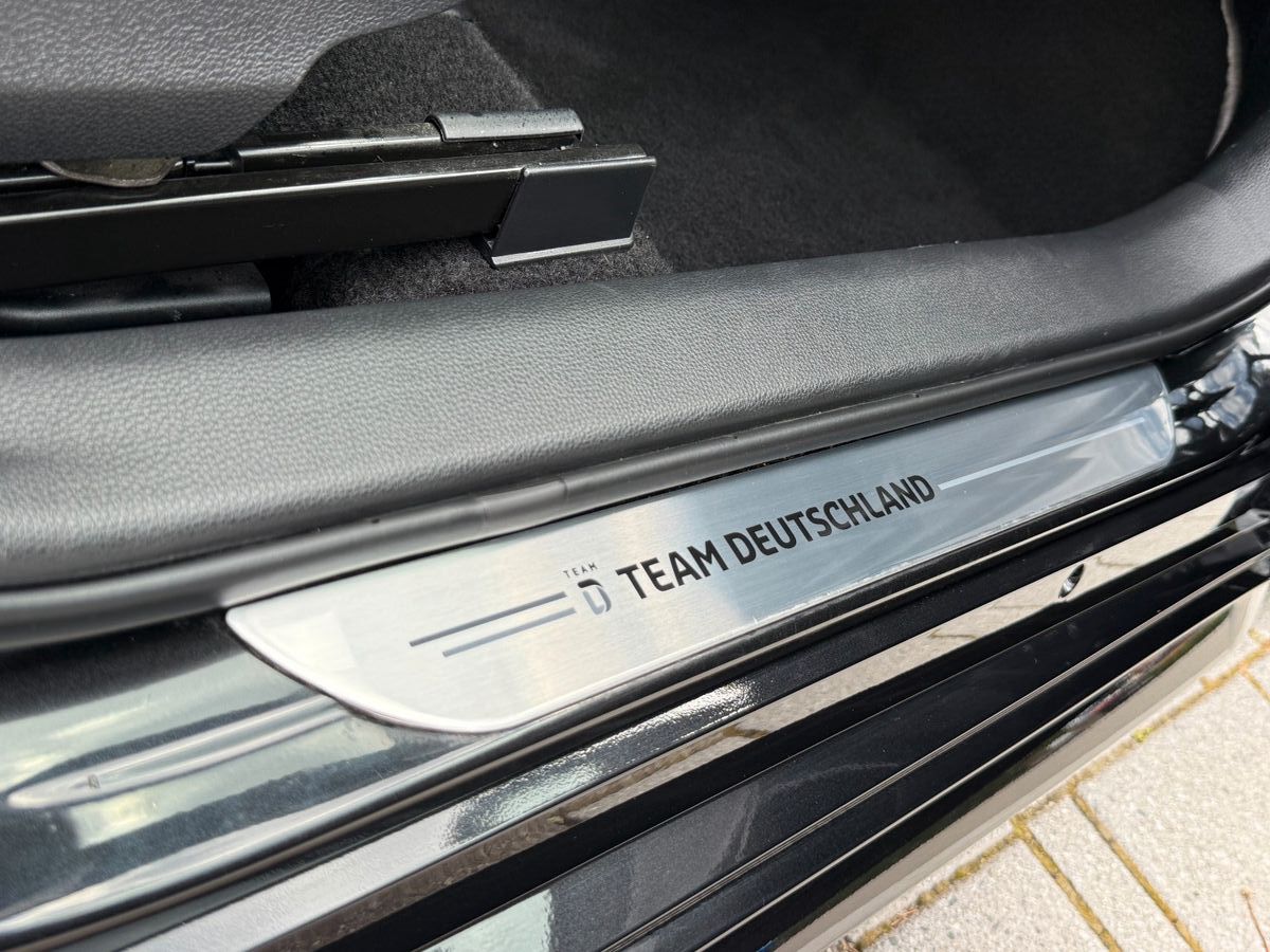 Toyota Corolla Touring Sports Hybrid Team D