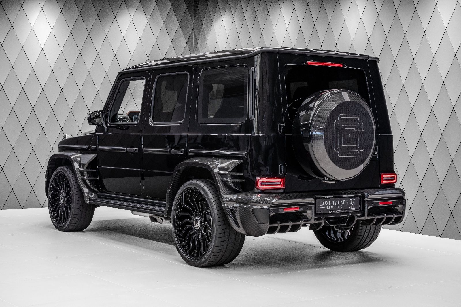 Mercedes-Benz G 63 AMG BLACK - Samsaru's Car Outlet