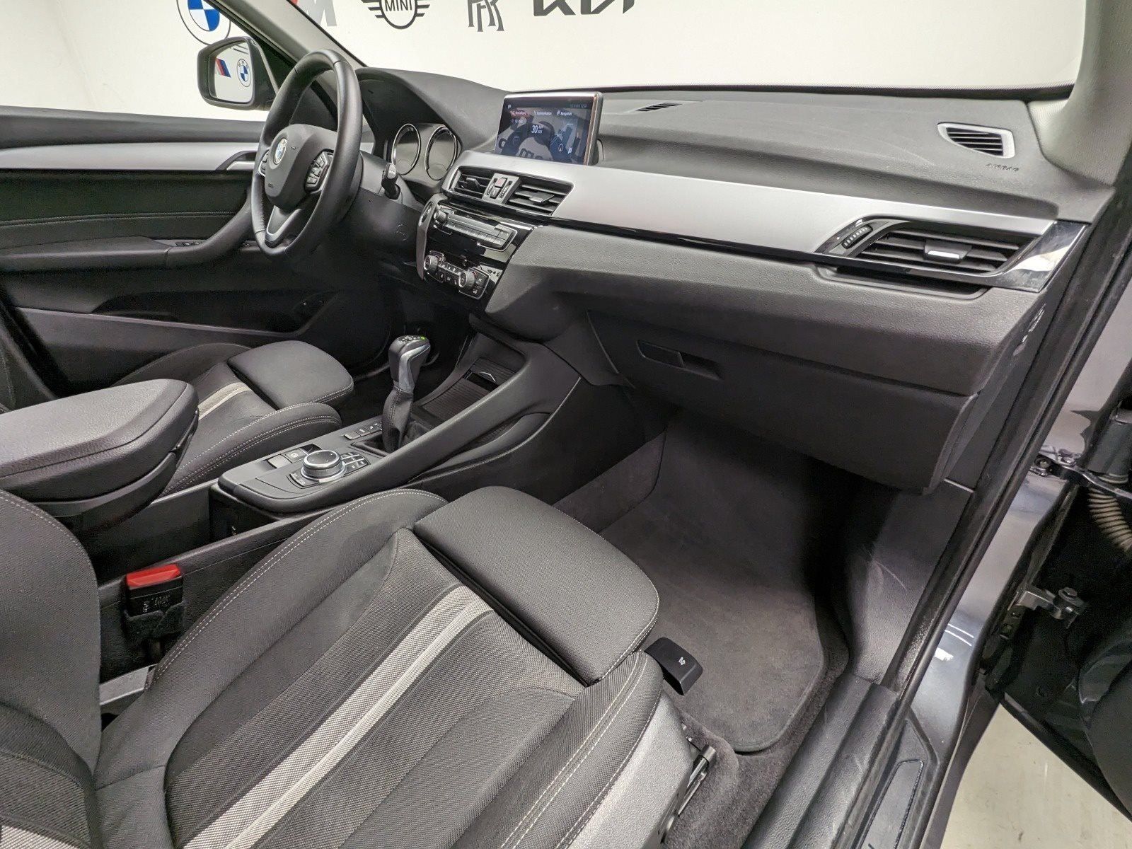 BMW X1 xDrive25e - Samsaru's Car Outlet