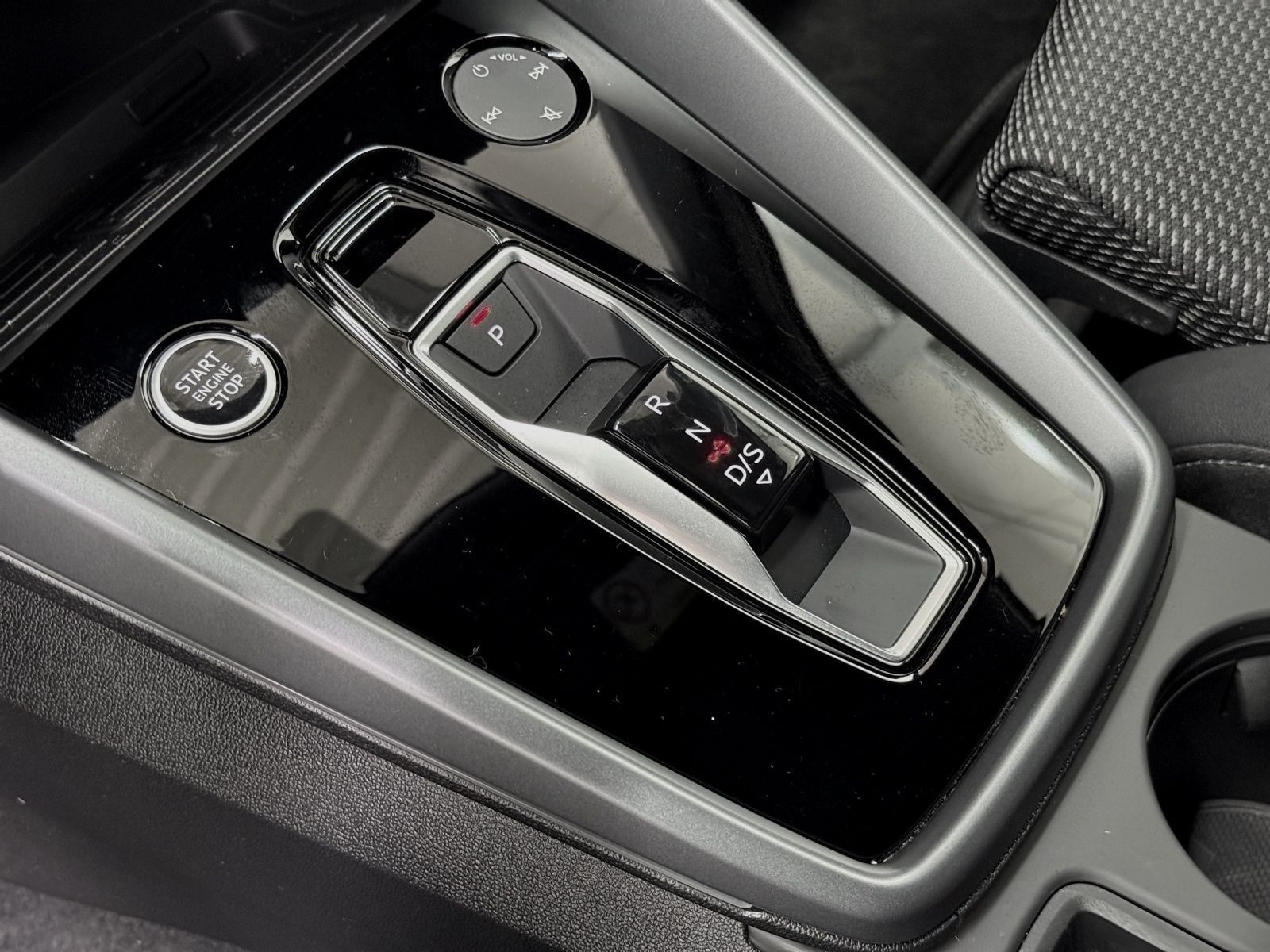 Audi A3 Sportback 35 TFSI S LINE - Samsaru's Car Outlet