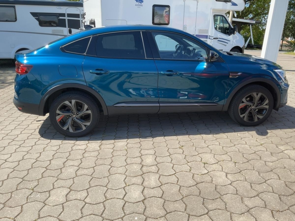 Renault Arkana R.S. Line E-Tech Hybrid 145 - Samsaru's Car Outlet