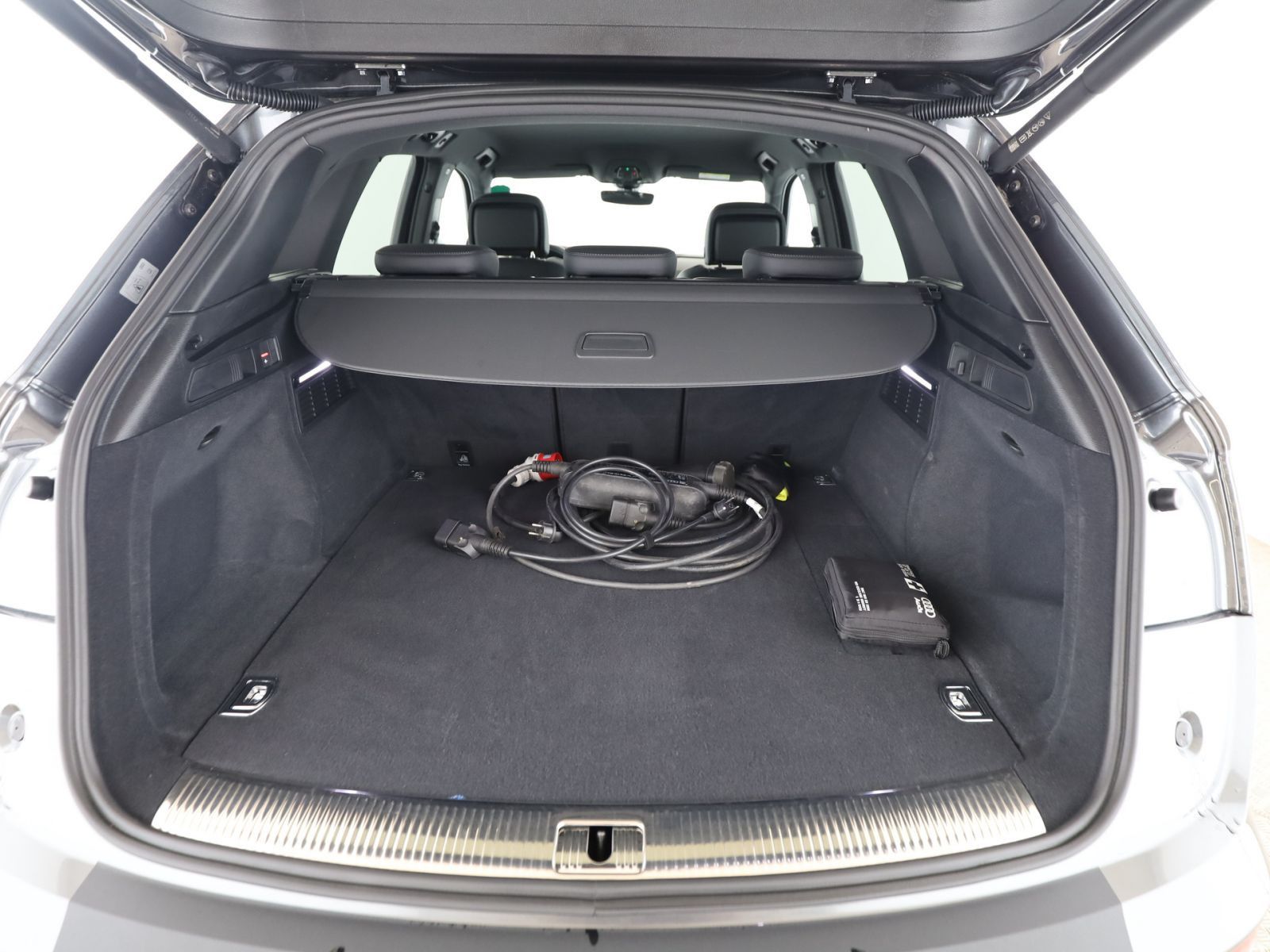 Audi Q5 50 TFSIe quattro S line HYBRID+AHK+Matrix+RFK