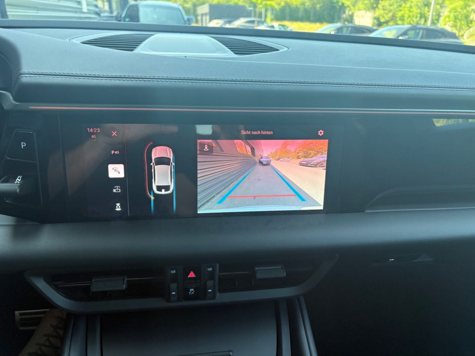 Porsche Macan Electric 4 S - Samsaru's Car Outlet