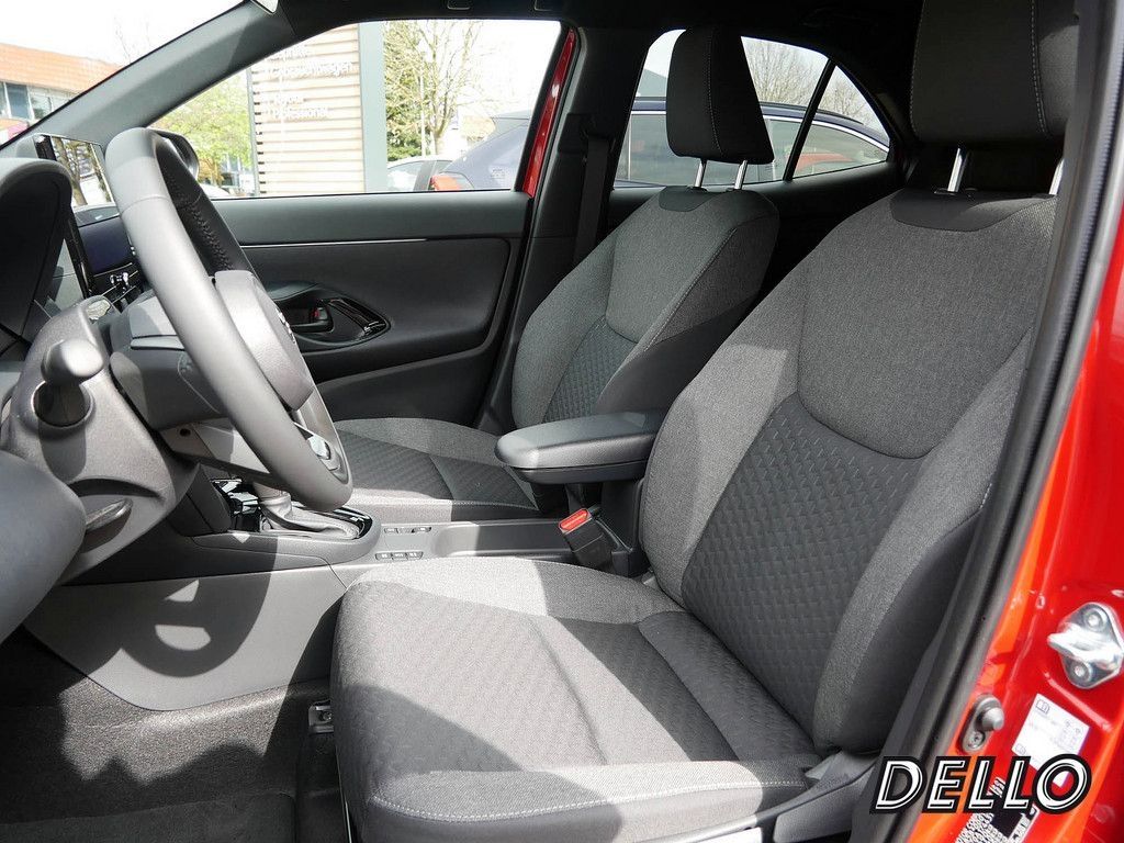 Toyota Yaris Cross FWD Hybrid Teamplayer AHK Navi LED A