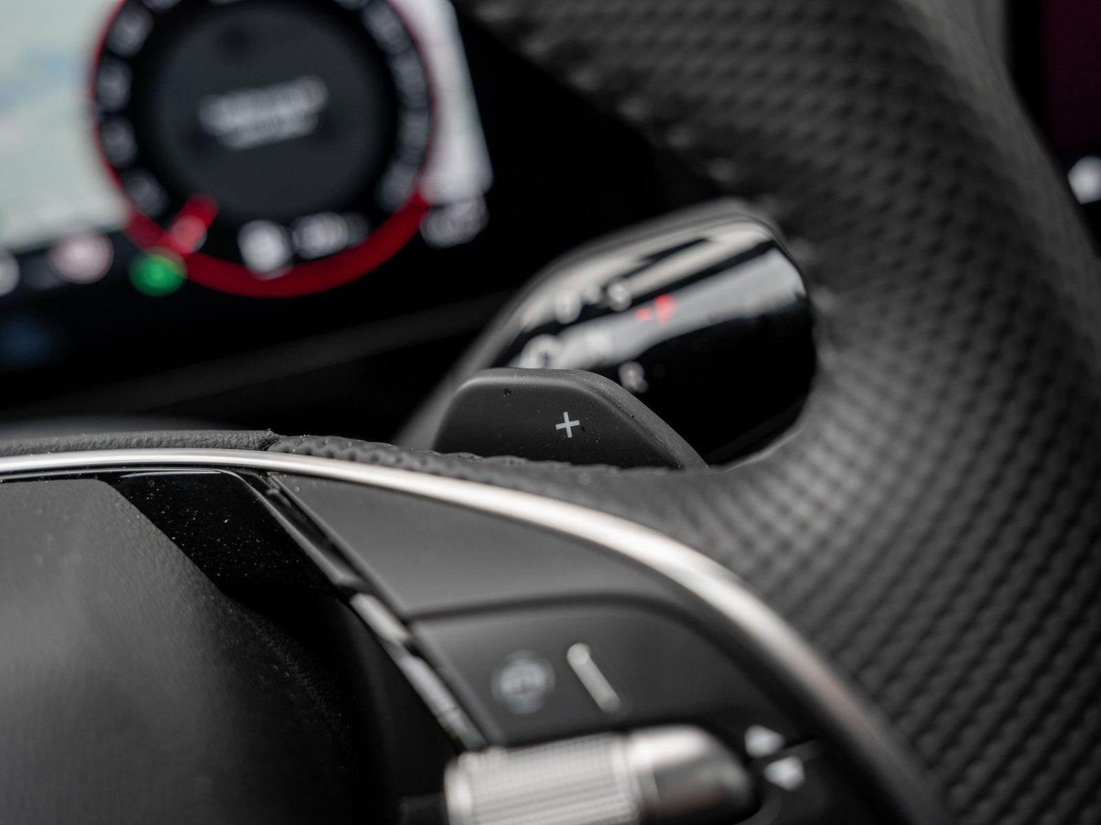 Skoda KODIAQ SPORTLINE 2.0 TDI DSG 4X4 DCC AHK Navi 36