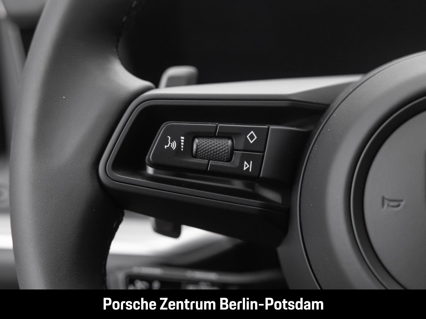 Porsche Cayenne Coupe Sportabgas Klimasitze HD-Matrix