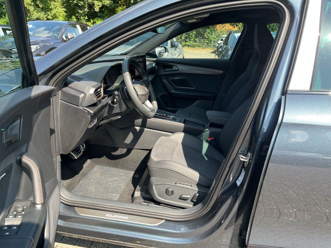 Cupra FORMENTOR VZ 2.0 TSI+AHK+MATRIX+360+ACC Klima