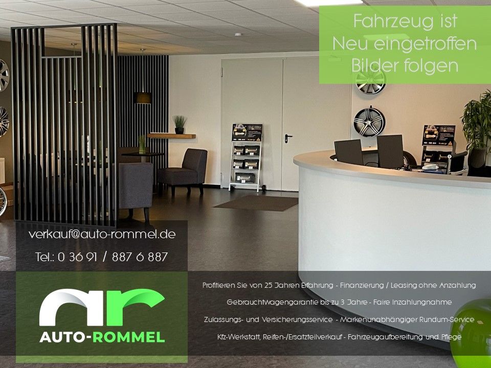 Volkswagen Golf Var. DSG Life eTSI - Samsaru's Car Outlet