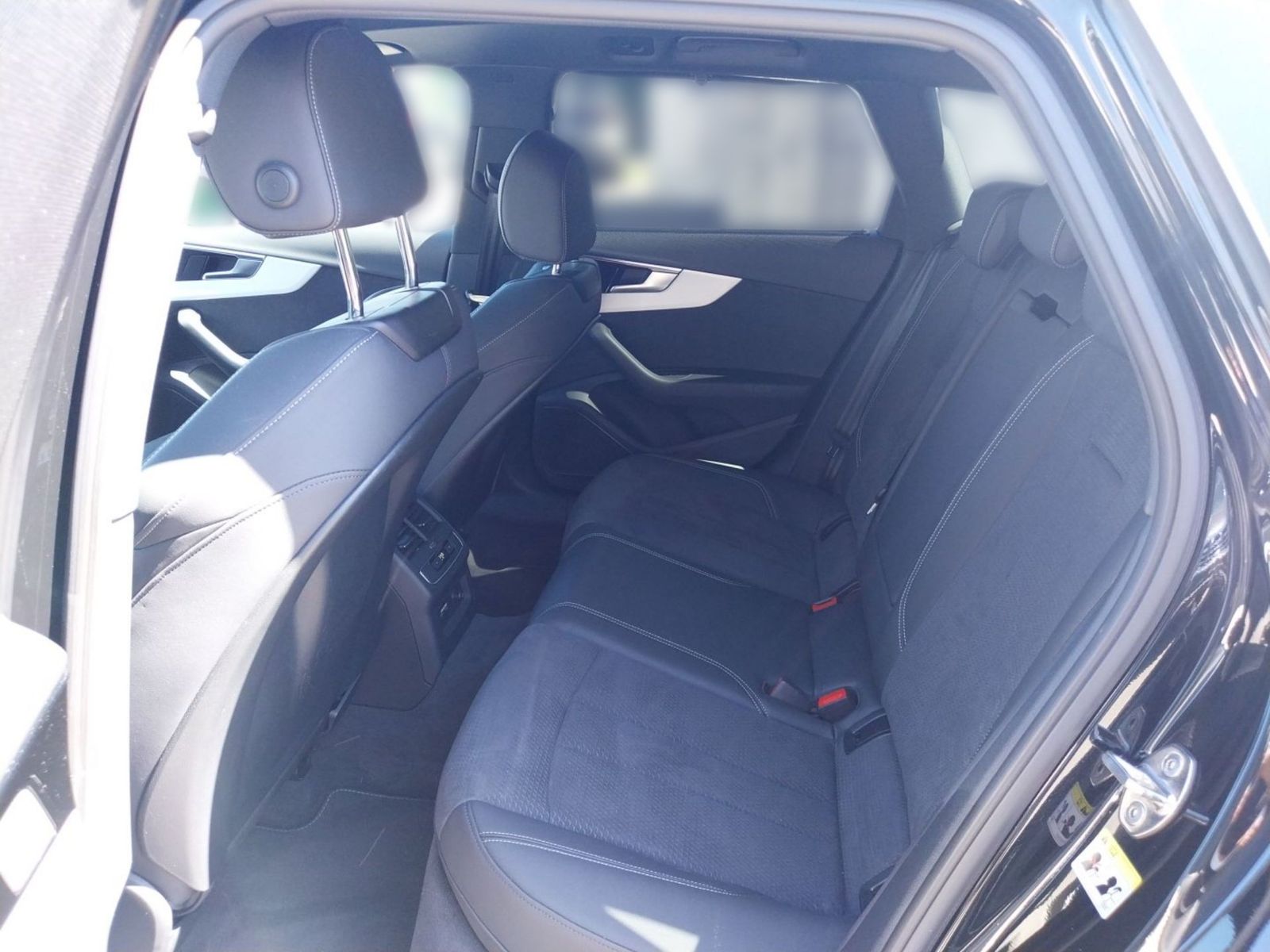 Audi A4 Avant quattro S line *AHK*B&O*HUD*PANO*APP CO