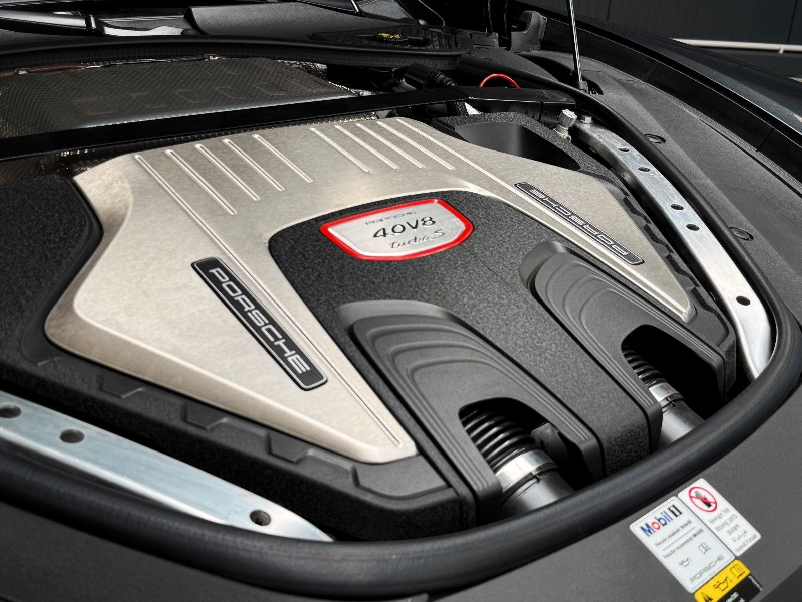 Porsche Panamera Sport Turismo Turbo S + Approved + PCCB