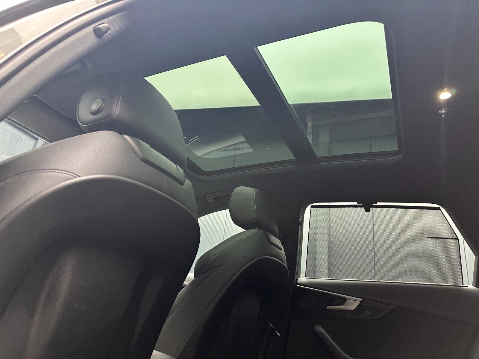Audi A4 Avant 40 TDI quattro S-Line *PANORAMA*Matrix*
