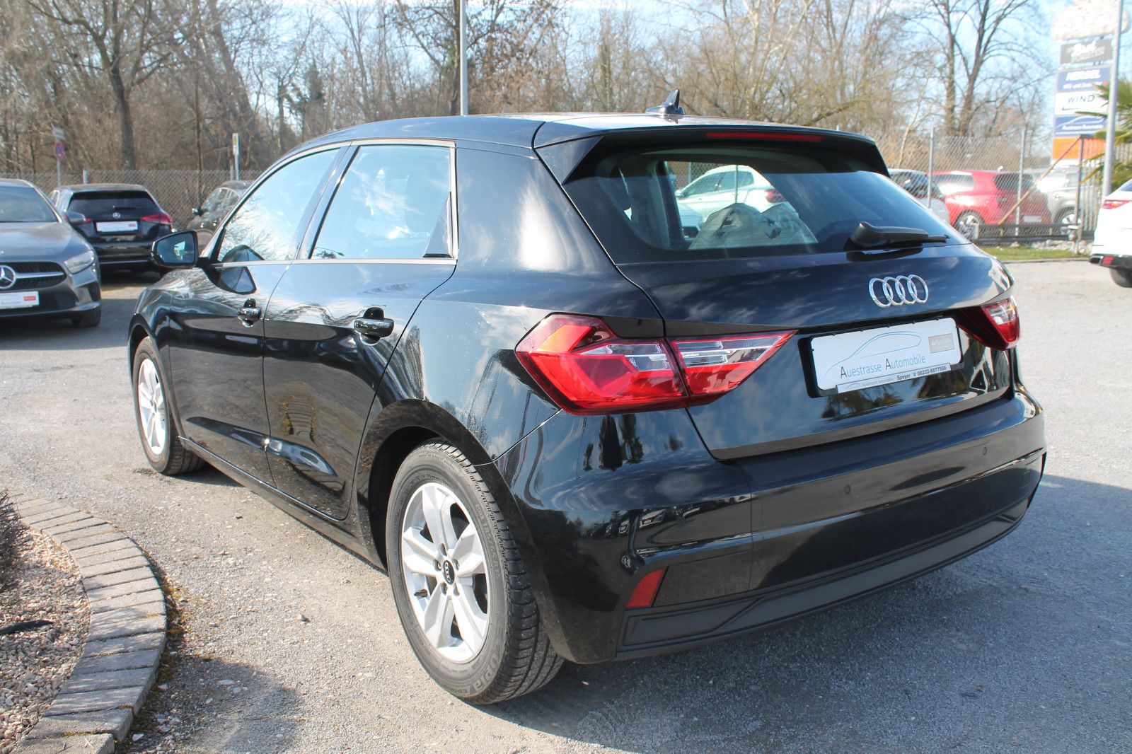 Audi A1 Sportback - Samsaru's Car Outlet