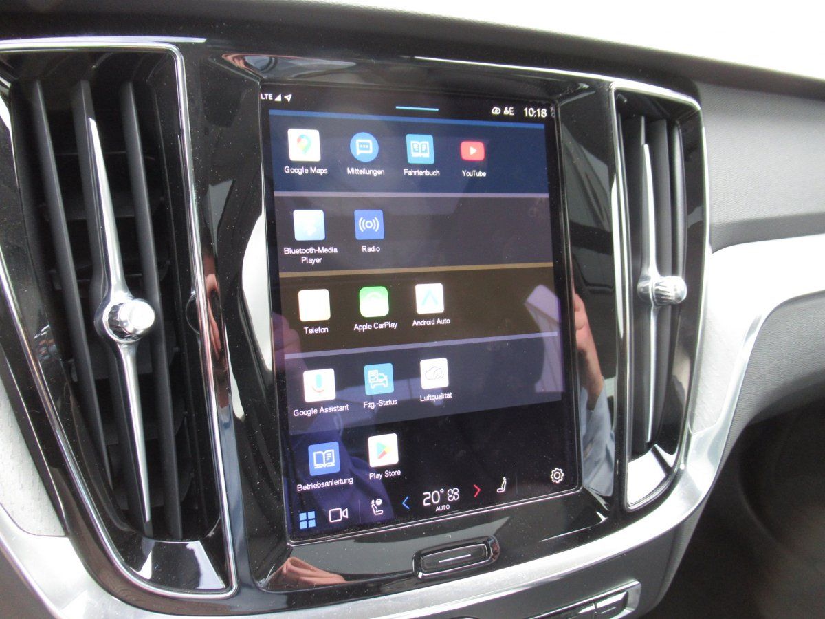 Volvo S60 B4 Benzin Plus Dark Automatik