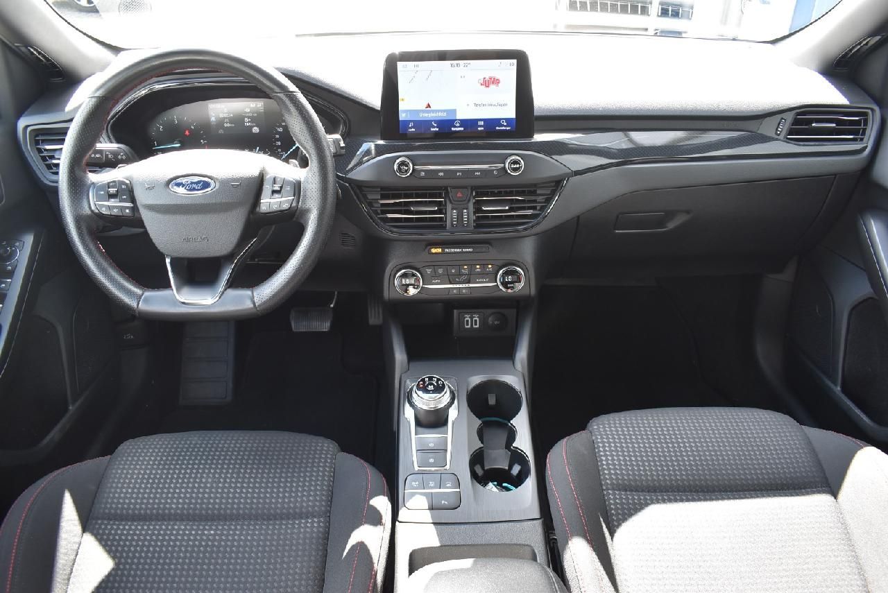 Ford Focus ST-Line - Samsaru's Car Outlet