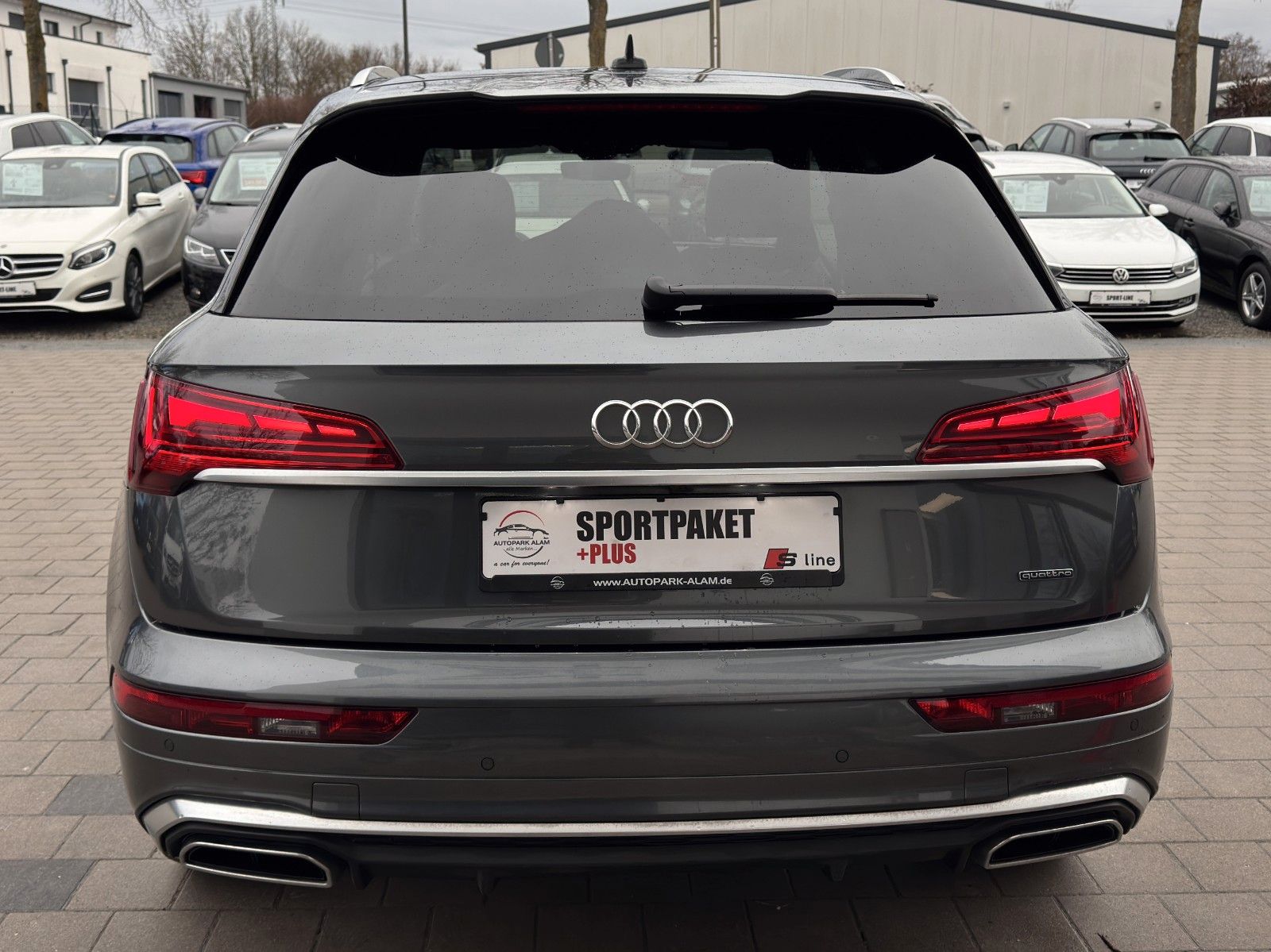 Audi Q5 40 TDI quattro S line - Samsaru's Car Outlet