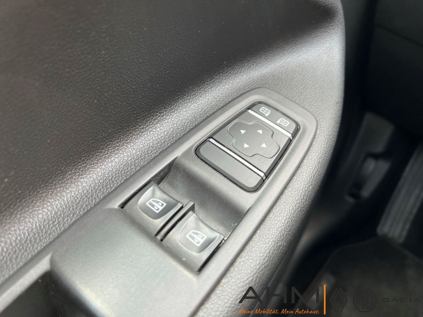 Renault ZOE R110 ZE50 - Samsaru's Car Outlet