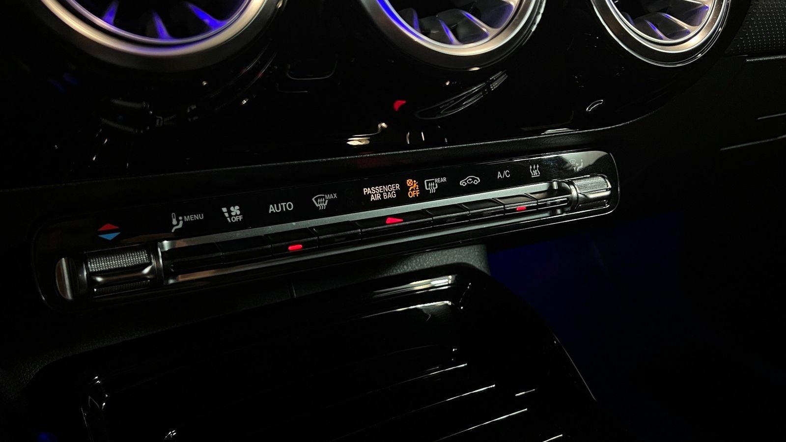 Mercedes-Benz CLA 35 AMG - Samsaru's Car Outlet