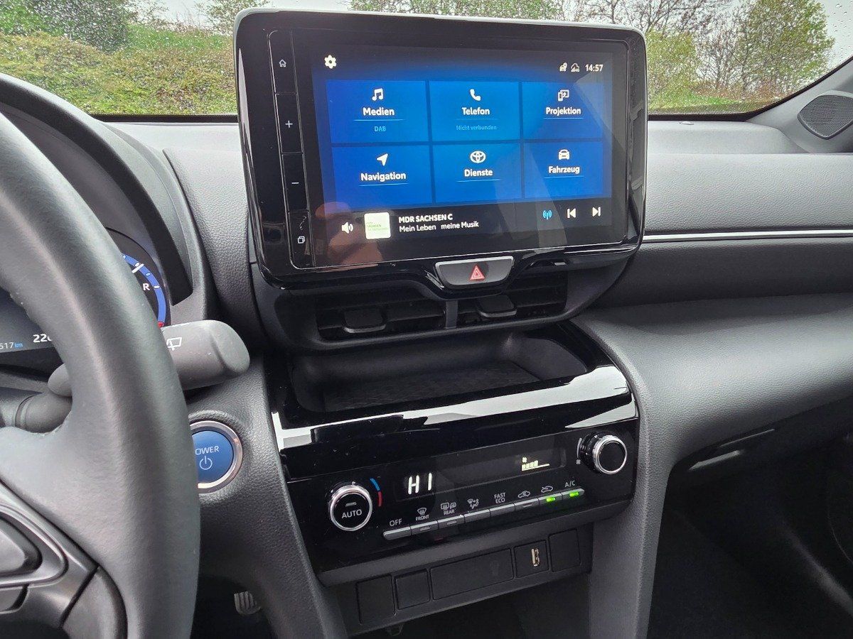 Toyota Yaris Cross 1.5 Hybrid Team D ACC LED Navi