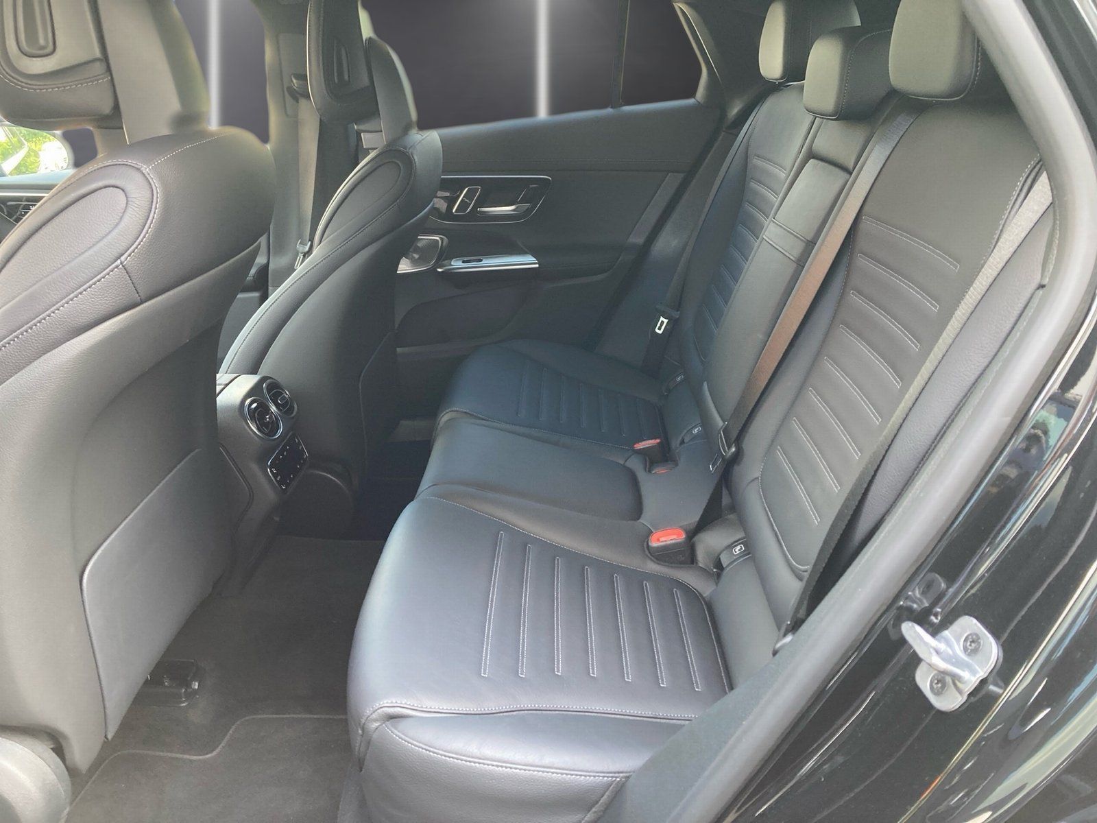 Mercedes-Benz GLC 300 4M Prem Plus - Samsaru's Car Outlet