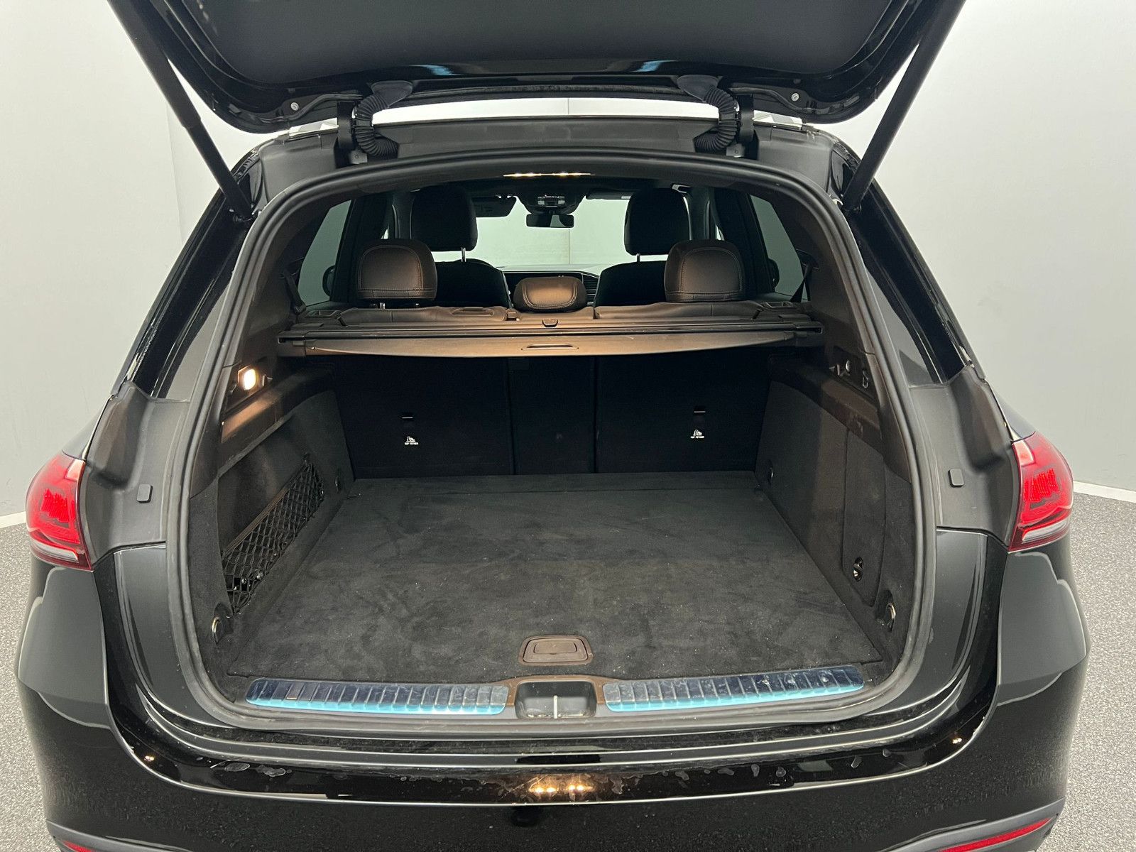 Mercedes-Benz GLE 400d 4M AMG-LINE*AIRM*BURME*PANO*AHK*ACC*22Z