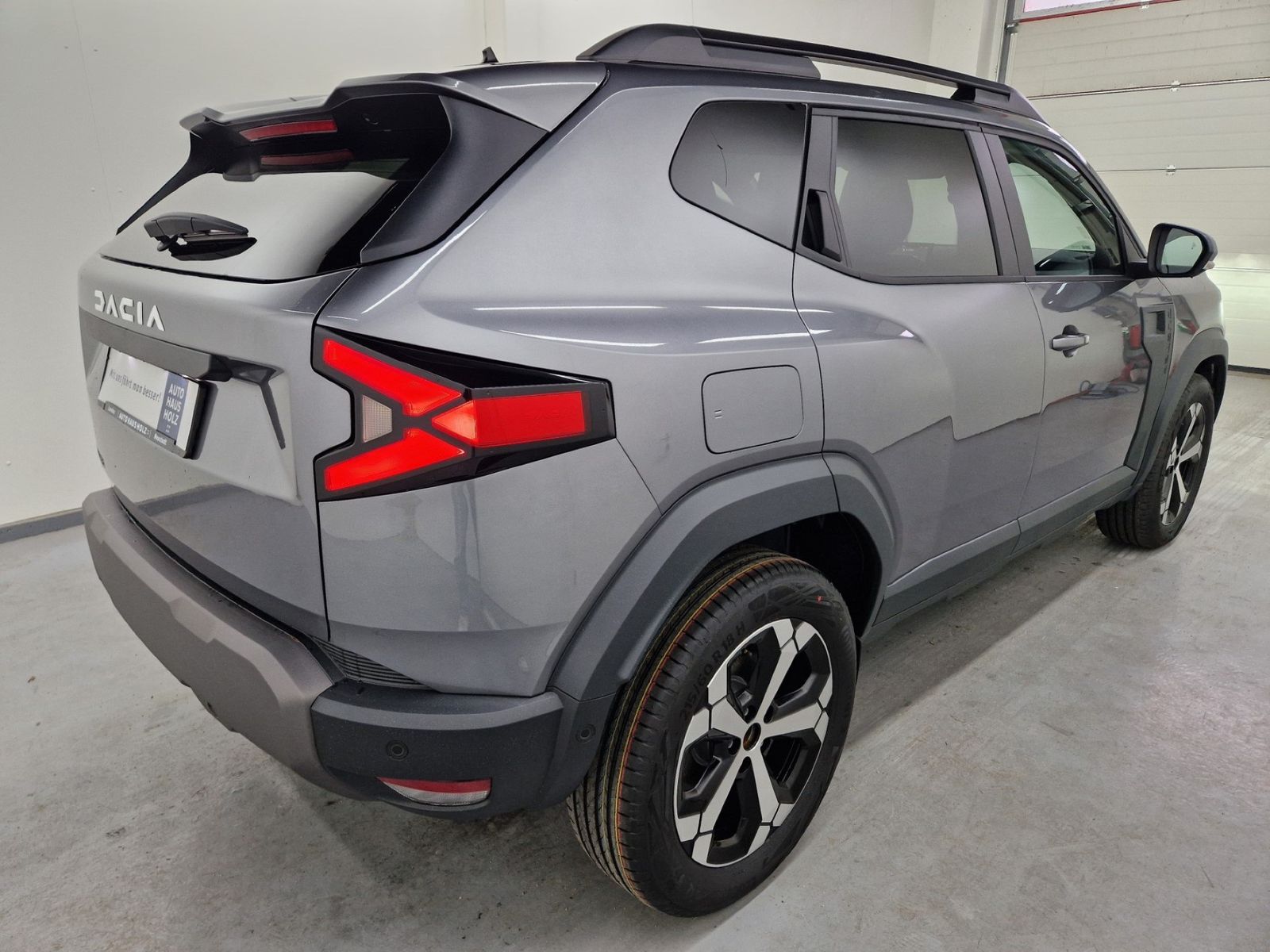 Dacia Duster Journey TCe 130 - Samsaru's Car Outlet