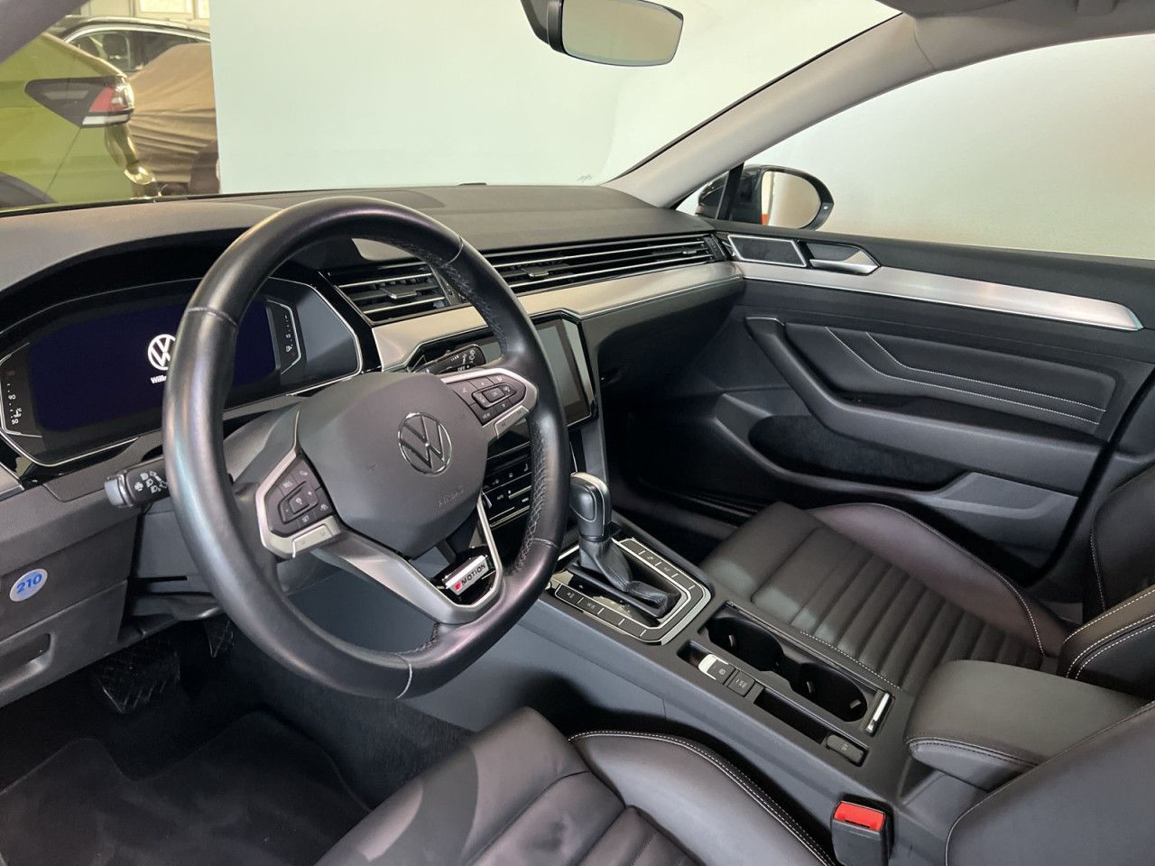 Volkswagen Passat Variant Elegance 2.0 TDI 4MOTION DSG  AHK