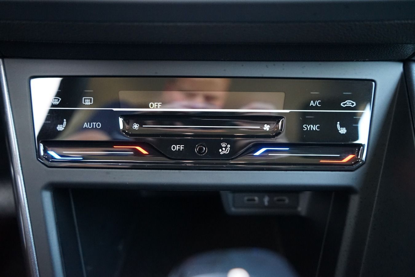 Volkswagen Polo 1.0 TSI Style - Samsaru's Car Outlet