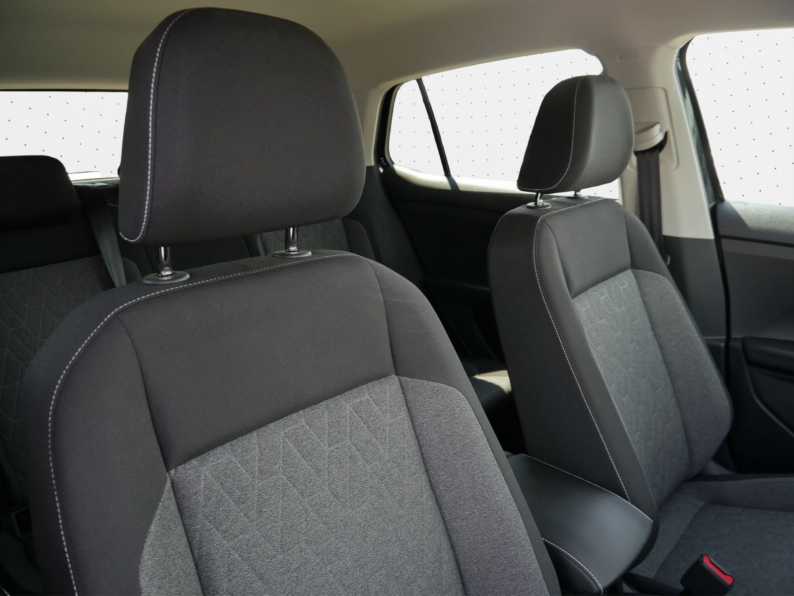 Volkswagen T-Cross Life Move 1.0 TSI - Samsaru's Car Outlet
