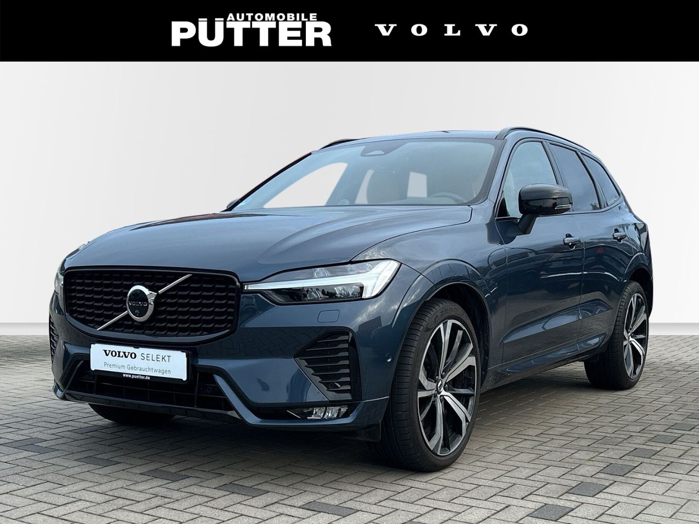 Volvo XC60 B5 Benzin AWD Ultra Dark 21'' ACC LED Nappa