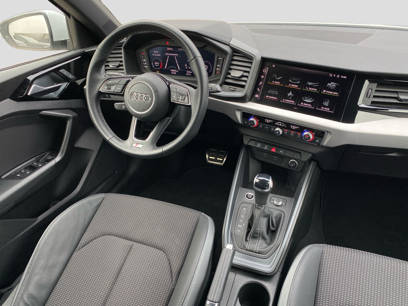 Audi A1 Sportback 25TFSI s-tronic S line LED PDC SHZ
