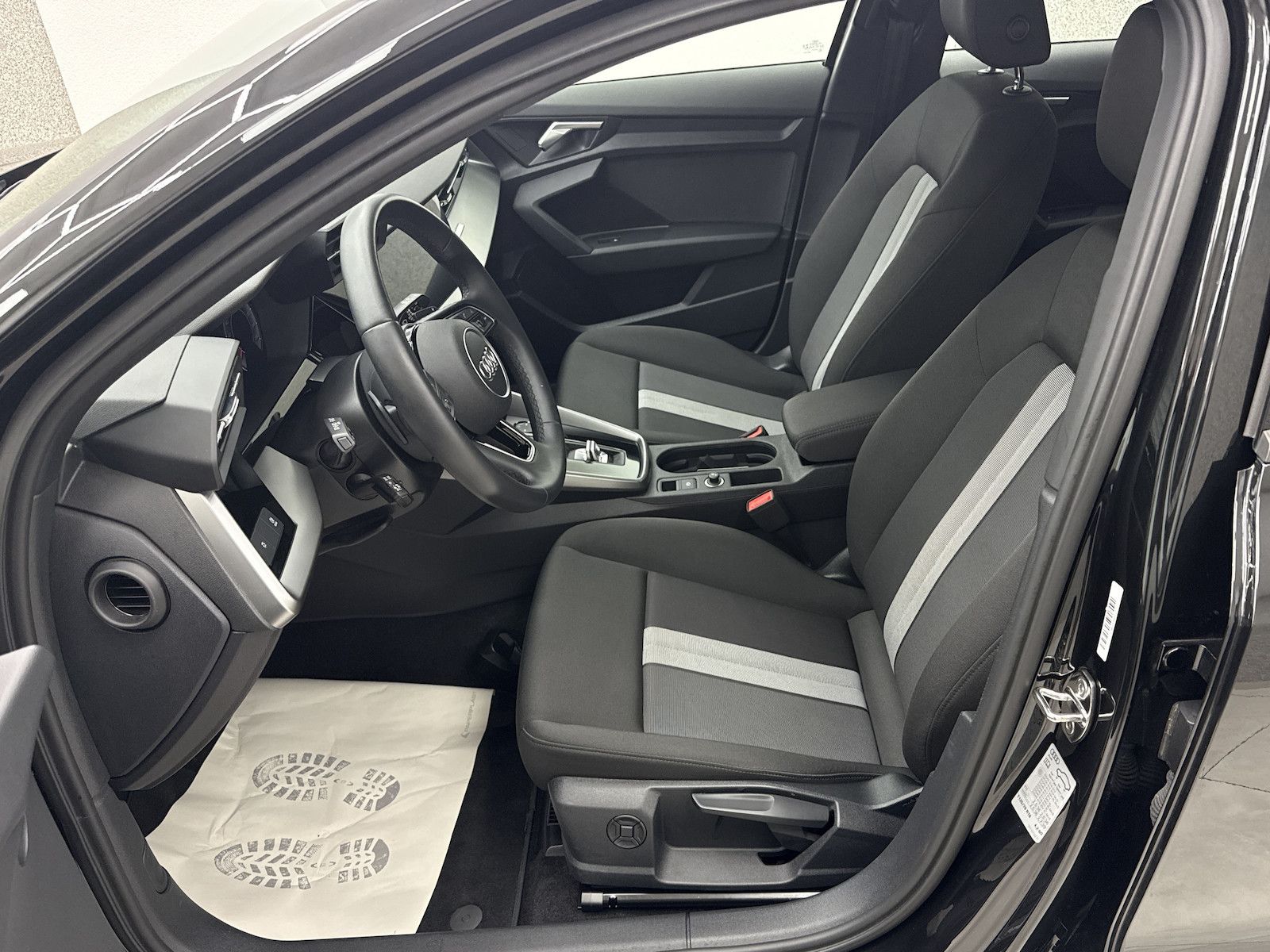 Audi A3 Limousine 30 eTFSI advanced Edition One ACC A