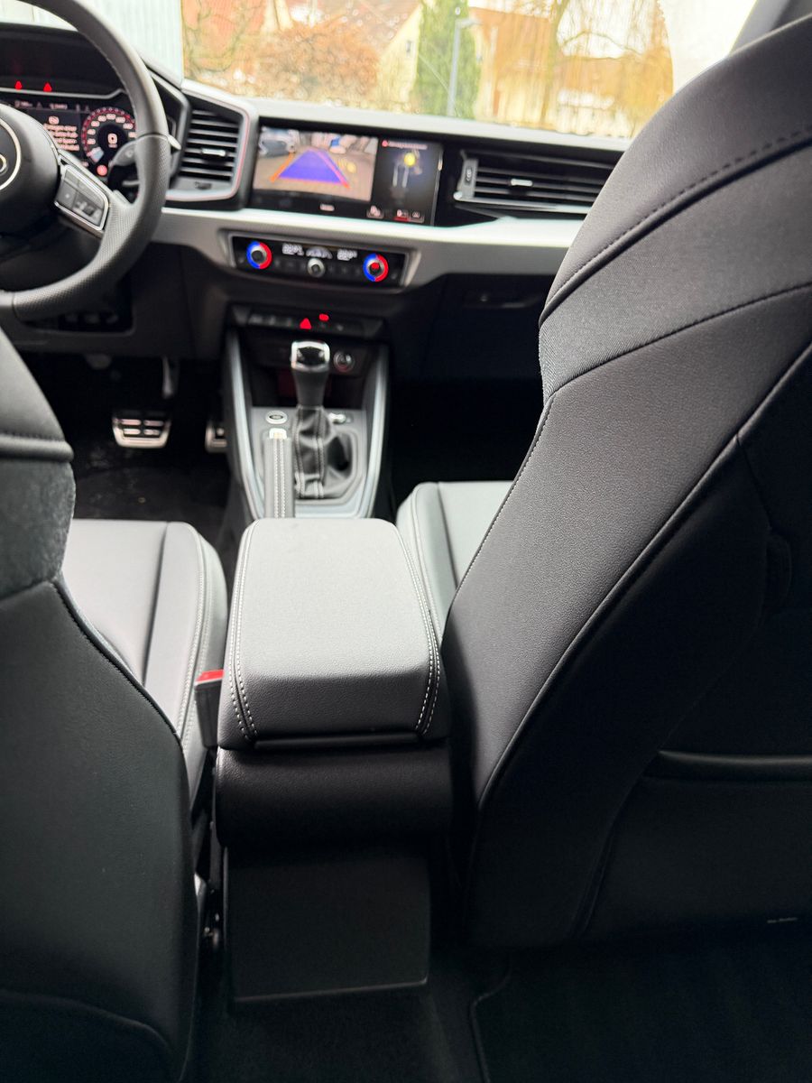 Audi A1 Sportback 40 TFSI S line, S line 2x, VOLL!!