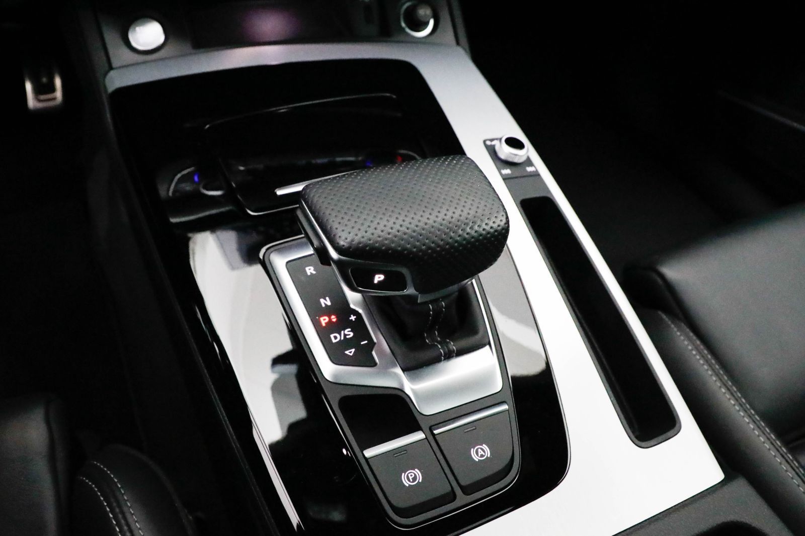 Audi Q5 Sportback 40 TDI quattro S line StdHzg Matrix