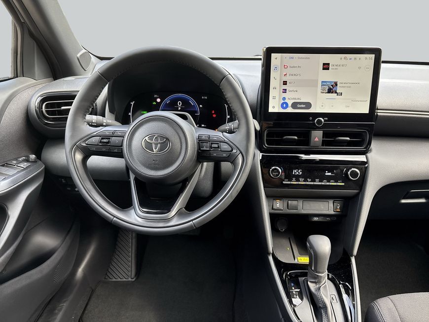Toyota Yaris Cross Hybrid Teamplayer Technik-Paket PDC