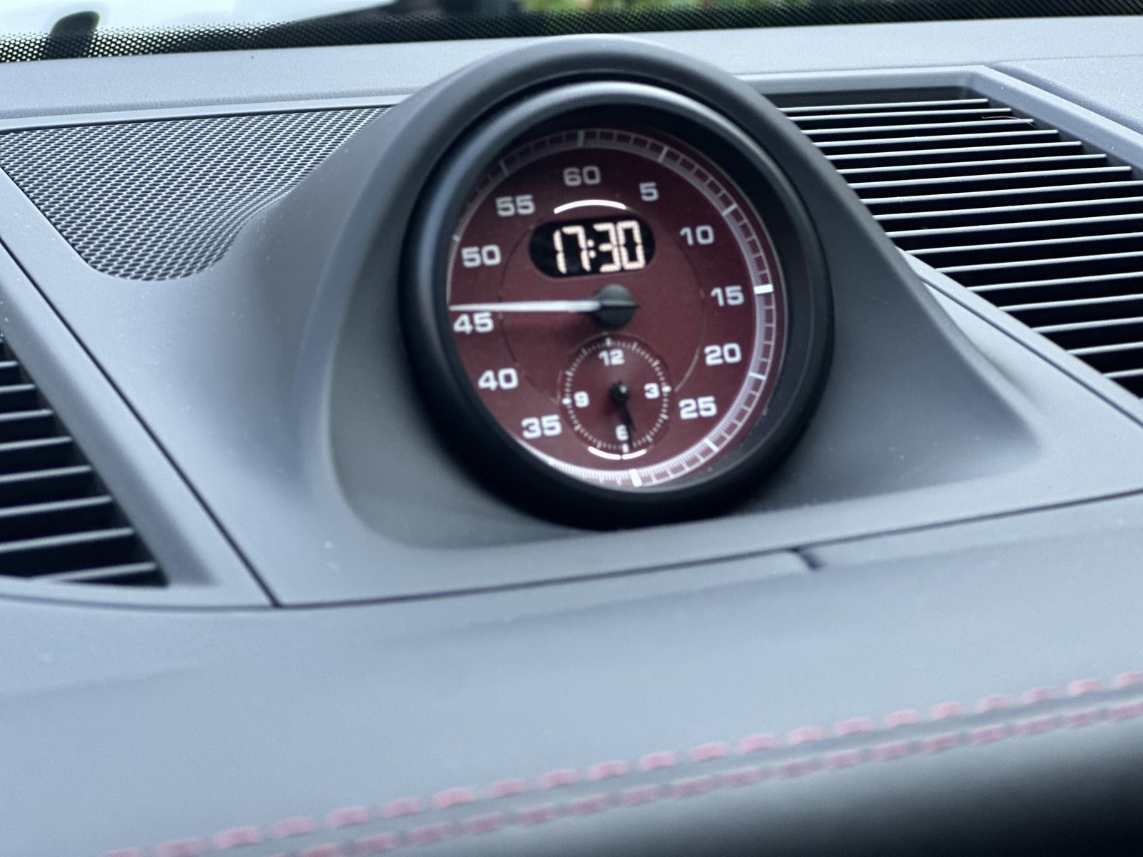 Porsche Macan T SPORTABGAS*21 EXCLUSIVE - Samsaru's Car Outlet