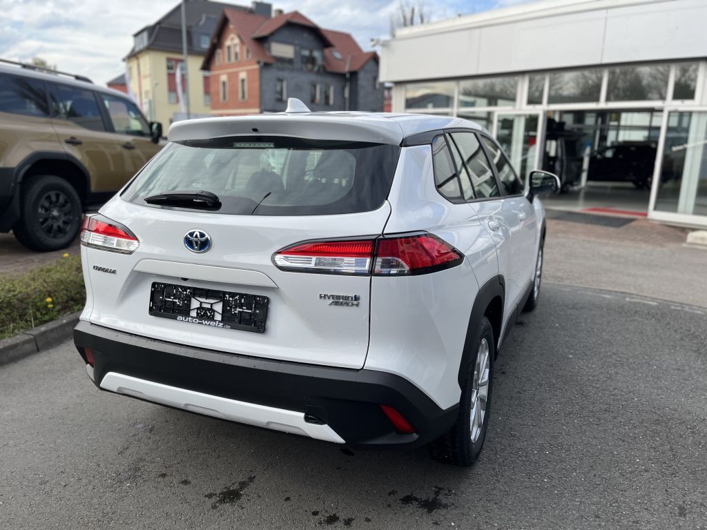 Toyota Corolla Cross Hybrid 2.0 VVT-i 4x4 Active
