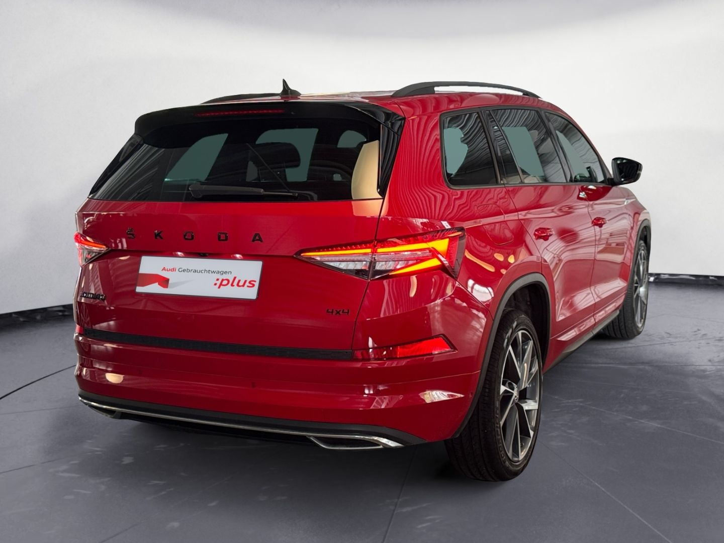 Skoda Kodiaq 2.0 TSI 4X4 DSG Sportline MATRIX/360°/CAN