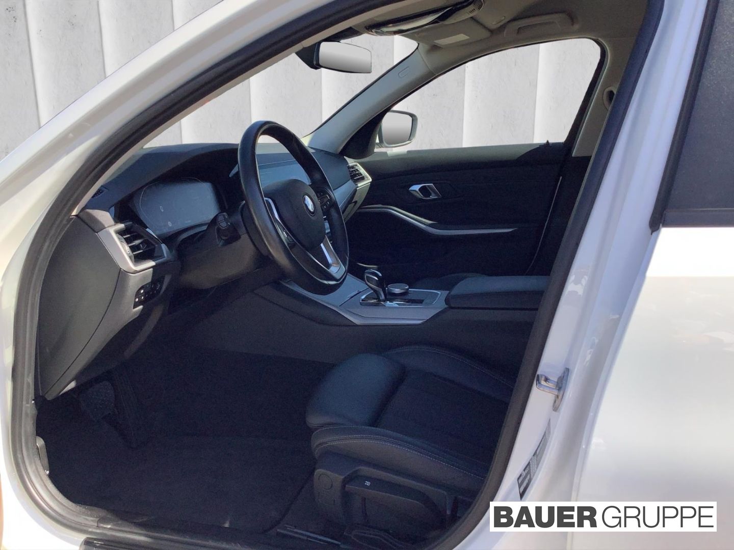 BMW 320 d - Samsaru's Car Outlet