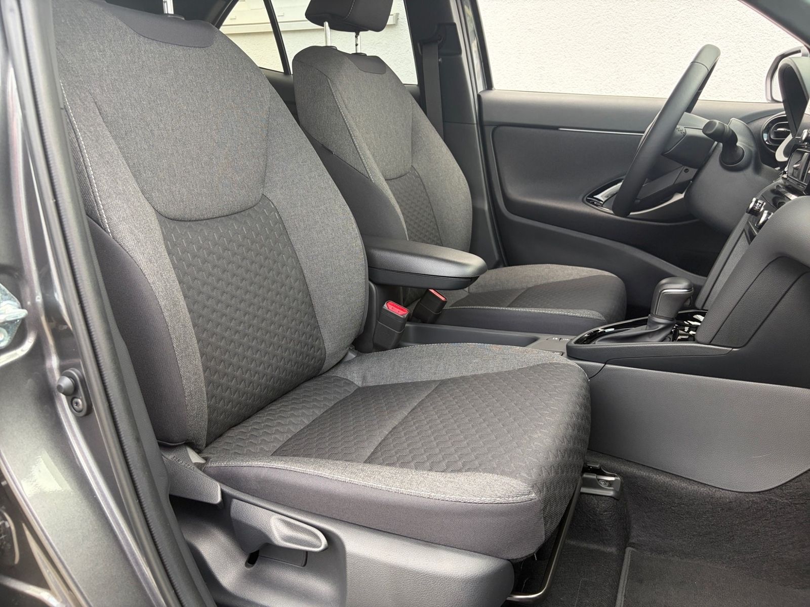 Toyota Yaris Cross 1,5 Hybrid Kamera*LED*ACC*